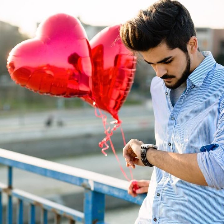 Friendzone verlassen als Mann - So wird aus Freundschaft MEHR